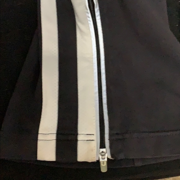 nike cotton/poly/spandex pants - Picture 9 of 11